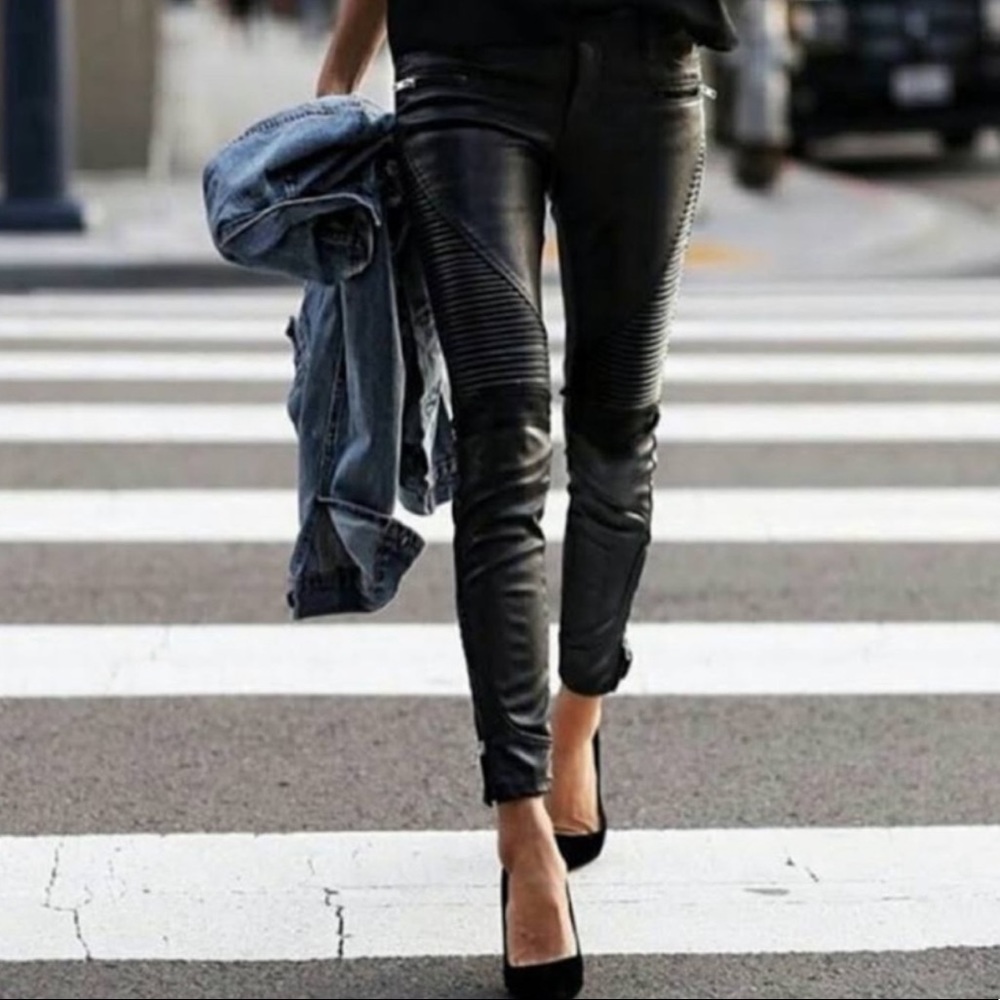 Black vegan leather pants BlankNYC daddy Soda 25 motto vegan leather pant